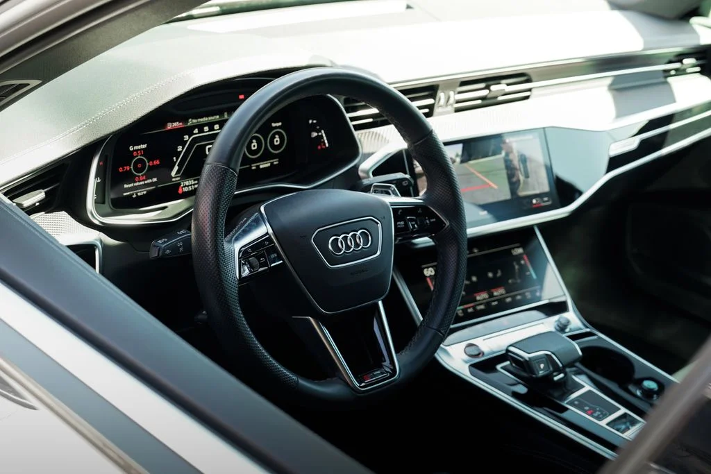 Used 2021 Black Audi 4.2 image 4