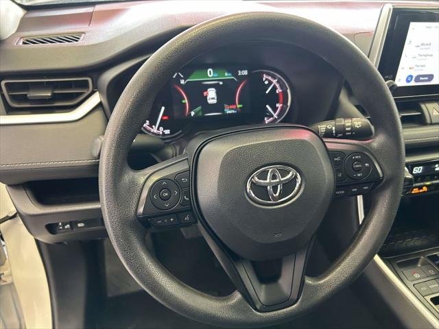 Certified Used 2025 ICE CAP Toyota  image 17