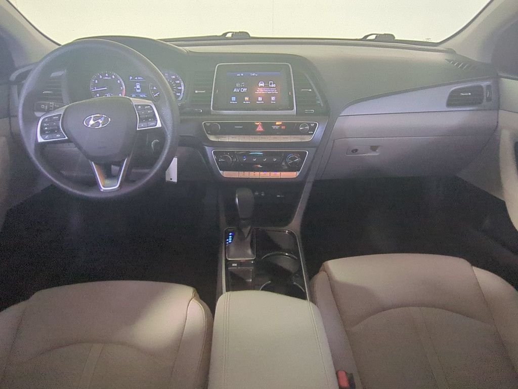 Used 2019 Gray Hyundai SE image 16