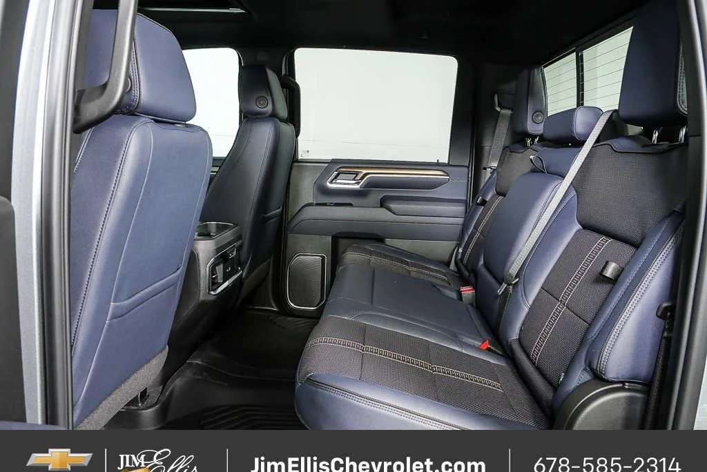 New 2026 Sterling Gray Metallic Chevrolet High Country image 18