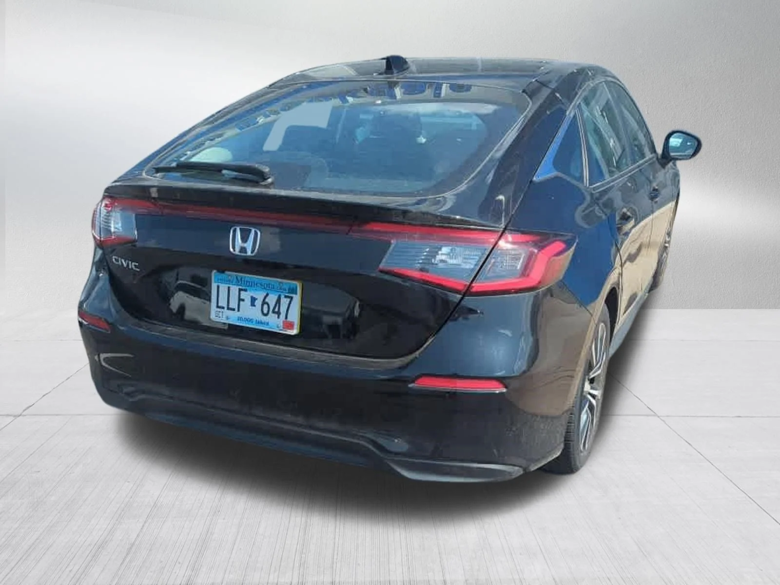 Used 2024 Crystal Black Pearl Honda EX-L image 4