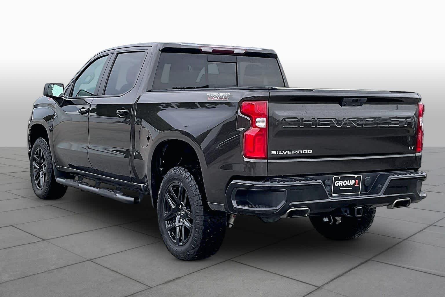 Used 2021 OXFORD BROWN METALLIC Chevrolet LT Trail Boss image 11