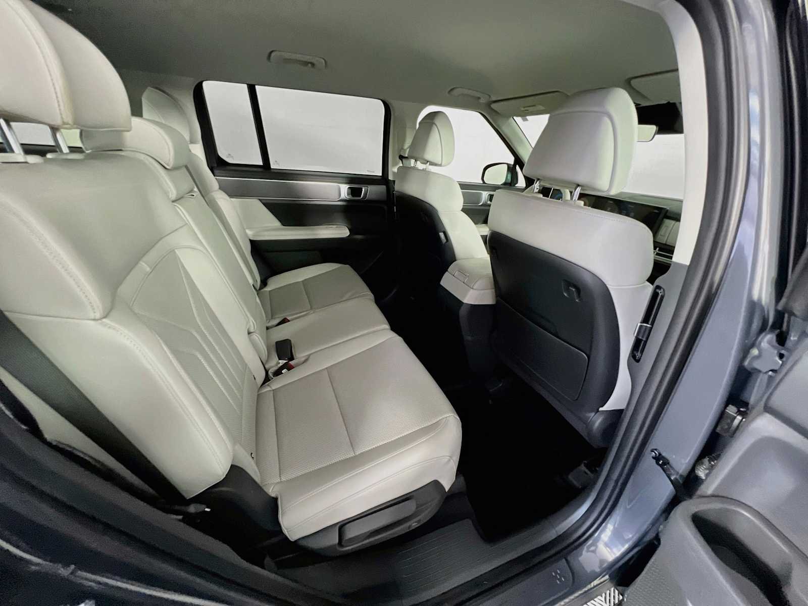 Used 2026 Ecotronic Gray Hyundai SEL image 27