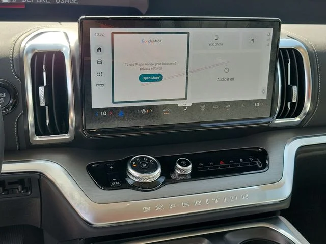 New 2027 White Ford Platinum image 25
