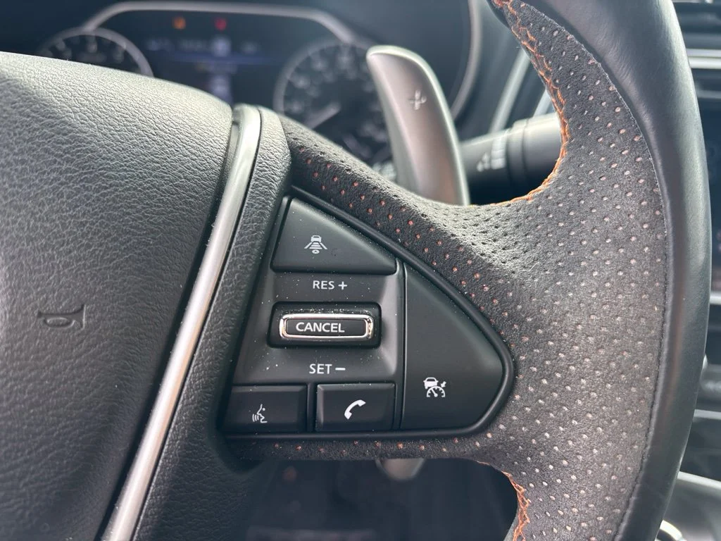 Used 2023 Gray Nissan SR image 11