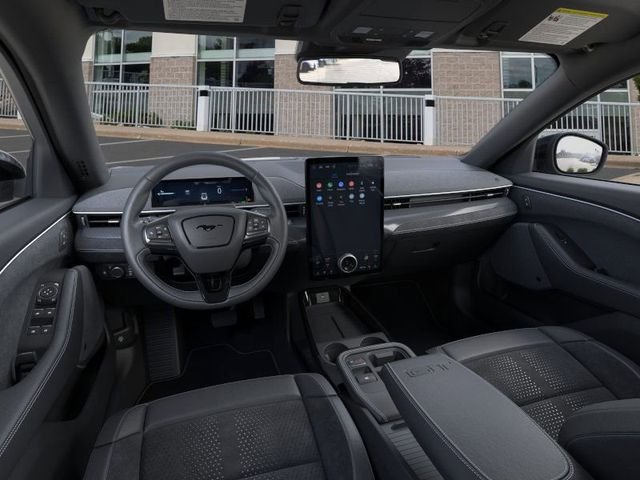 2025 Ford Mustang Mach-E GT - Photo 9