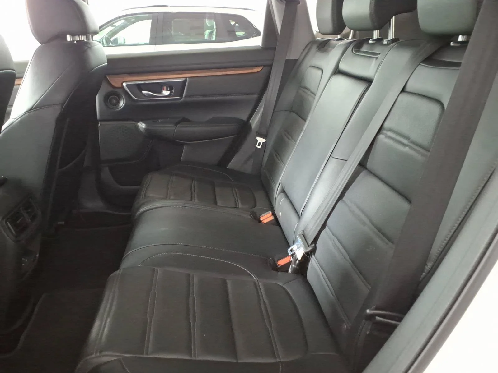 Used 2017 White Honda EX-L image 14