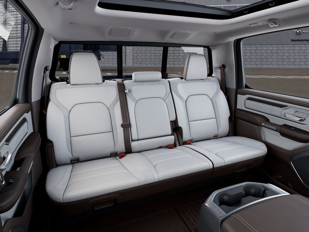 New 2027 Diamond Black Crystal Pearl-Coat Exterior Paint RAM Laramie image 15