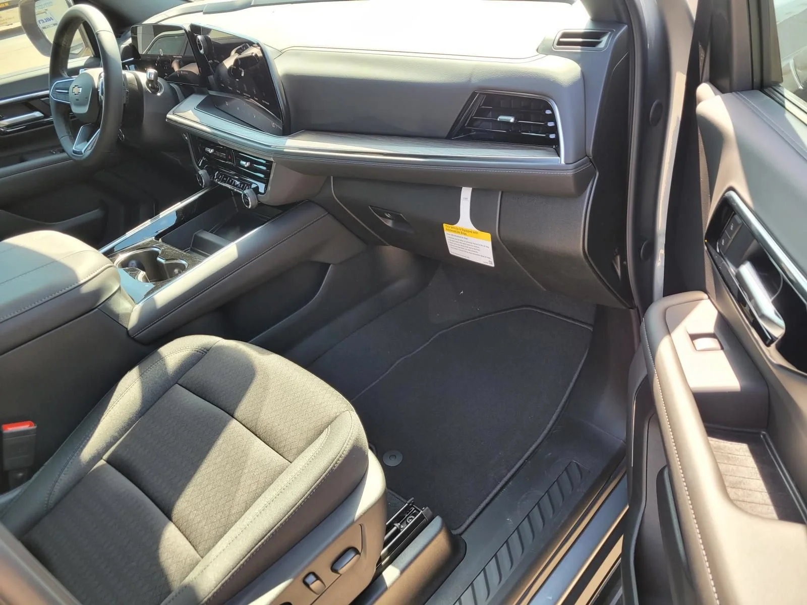 2026 Chevrolet Tahoe LS - Photo 6