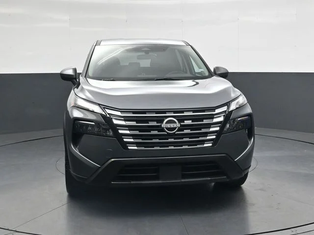 Used 2025 Gray Nissan SV image 10