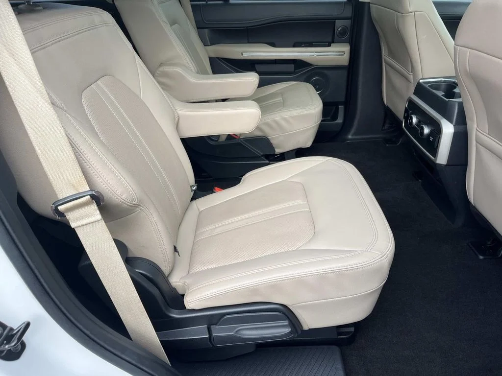 Used 2022 White Ford Limited image 28