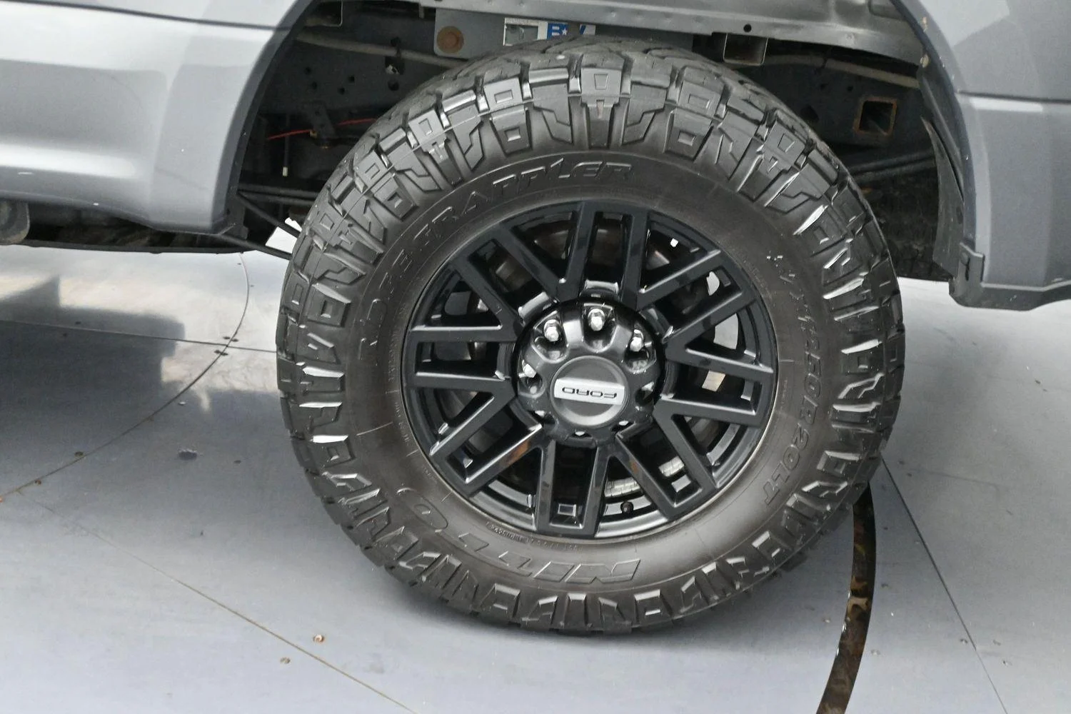 Used 2022 Carbonized Gray Ford Lariat image 35