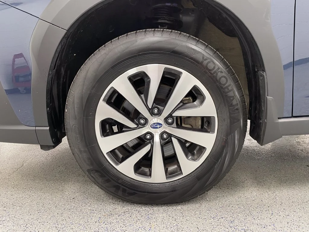 Used 2025 Cosmic Blue Subaru Premium image 5