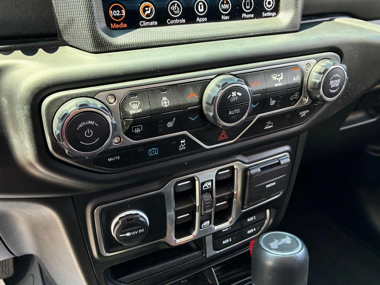 Used 2023 Black Clearcoat Jeep Sahara image 20