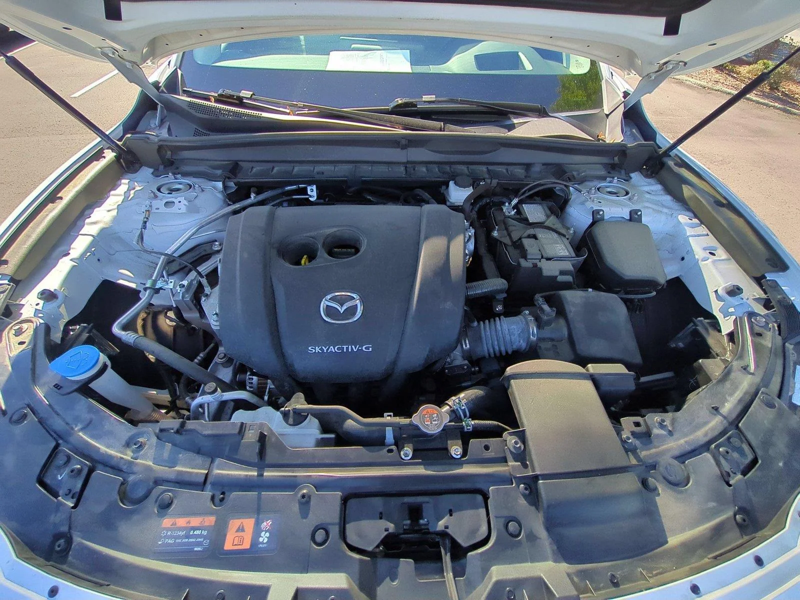 Used 2024 Wind Chill Pearl Mazda 2.5 S Premium Plus Package image 40