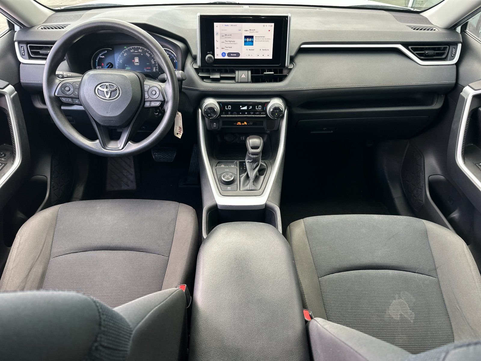 Used 2023 Ice Toyota LE image 12