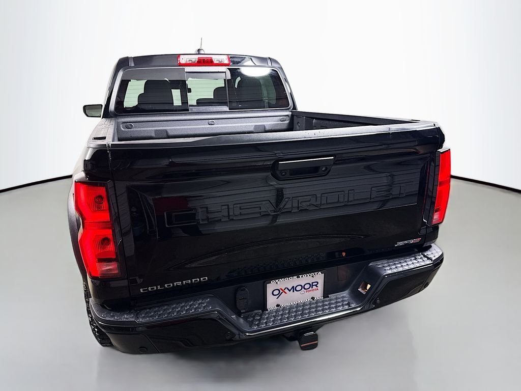 Used 2025 Black Chevrolet 4WD ZR2 image 6