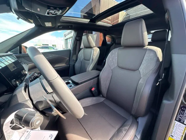 New 2026 Nori Green Pearl Lexus LUXURY image 33