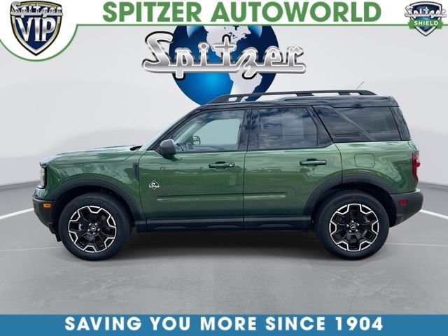 Used 2025 Green Ford Outer Banks image 6