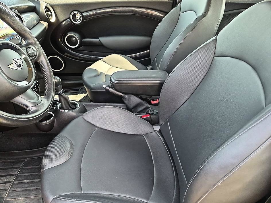 Used 2013 Spice Orange Metallic MINI S image 15