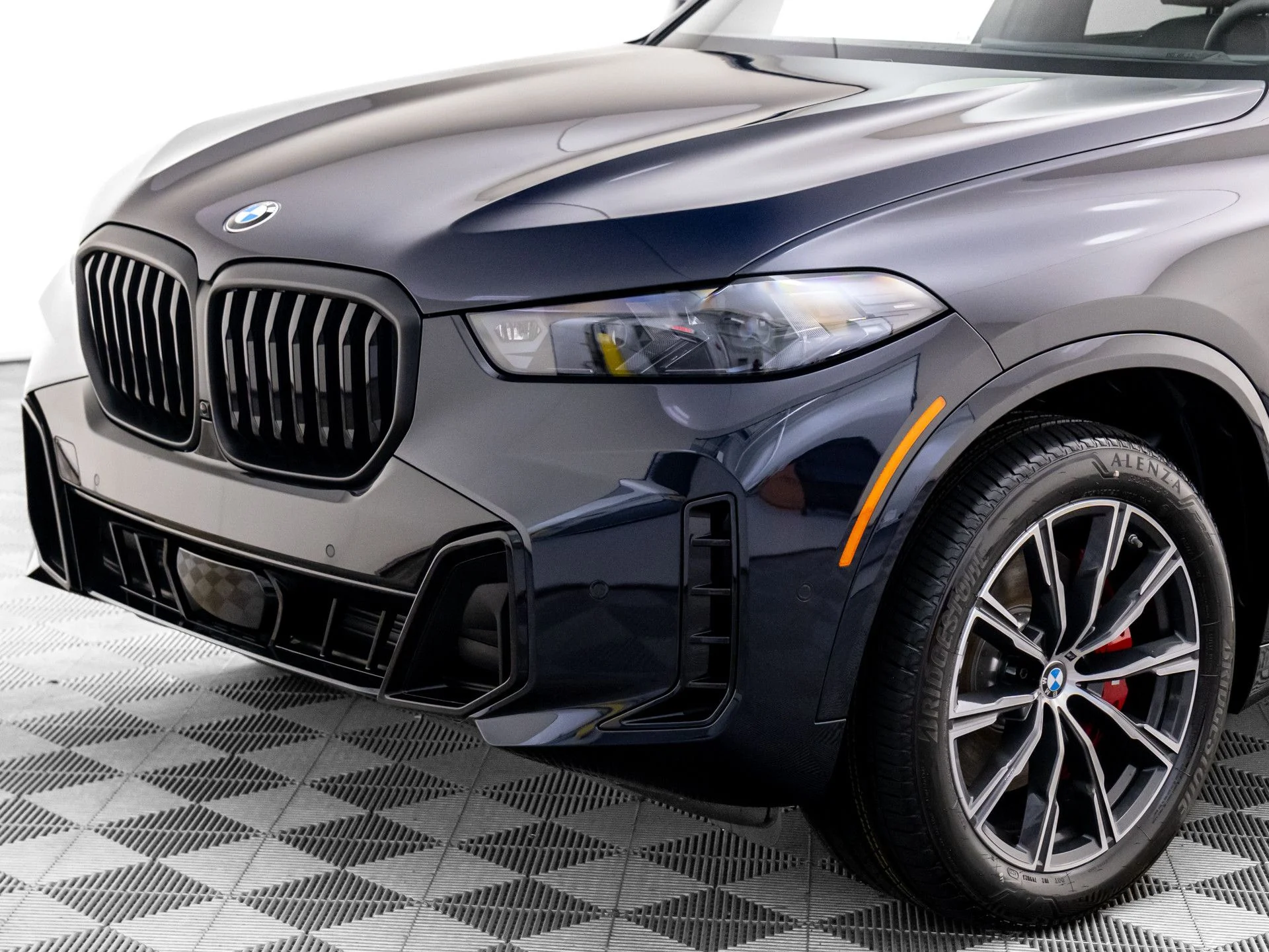 Certified Used 2026 Black BMW xDrive40i image 36