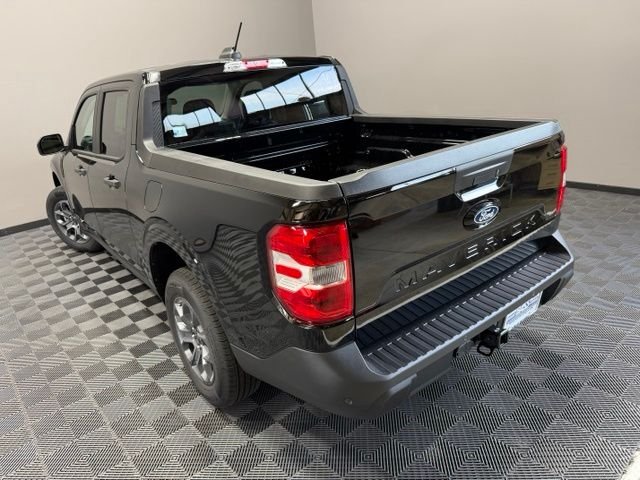 New 2026 Shadow Black Ford XLT image 9
