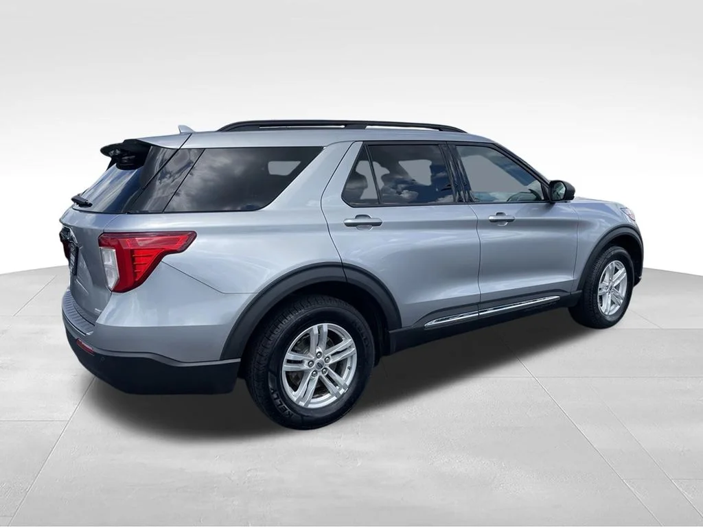 Used 2020 Silver Metallic Ford XLT image 4