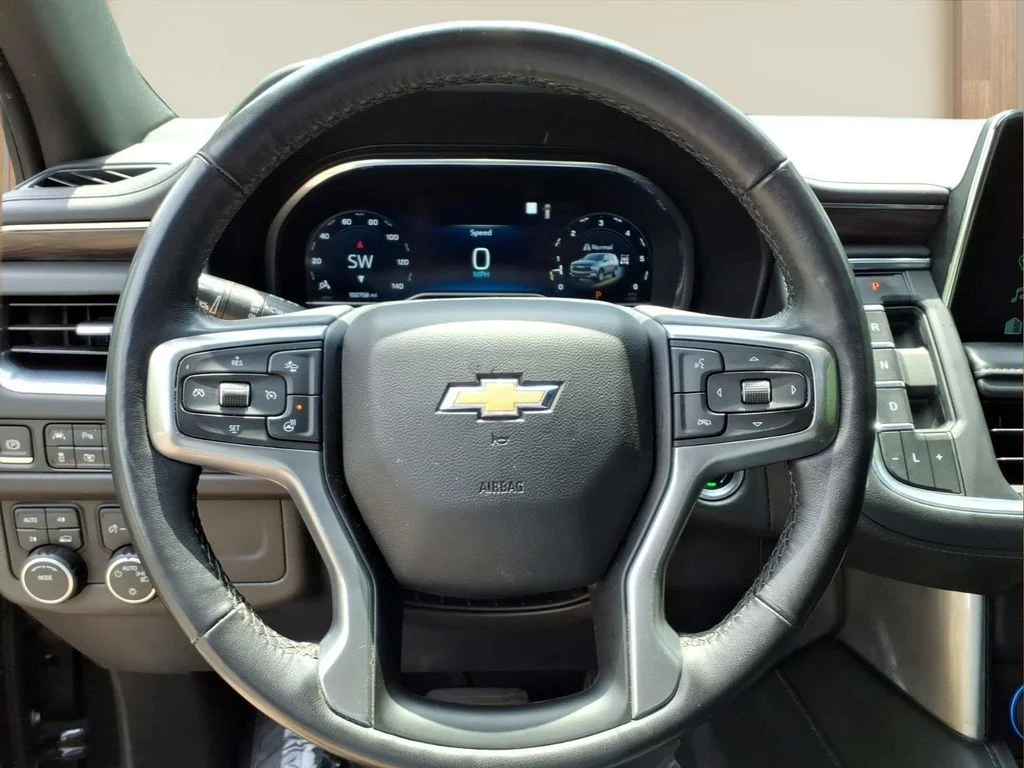 Used 2022 Gray Chevrolet LT image 12