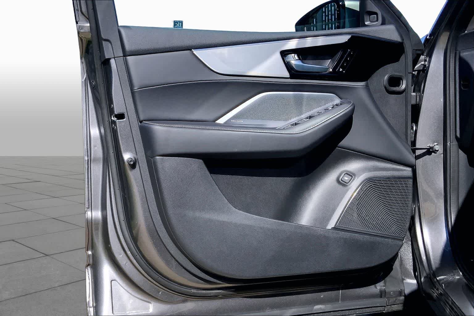 New 2026 Liquid Carbon Metallic Acura w/Technology Package image 10