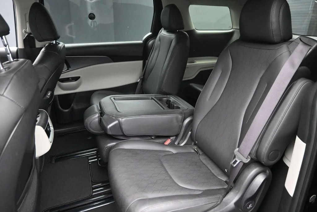 Certified Used 2024 Black Kia LX image 14