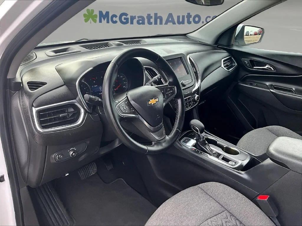 Used 2024 White Chevrolet LT image 21
