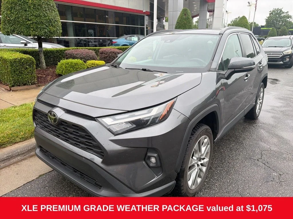 2022 Toyota RAV4 XLE Premium FWD's photo