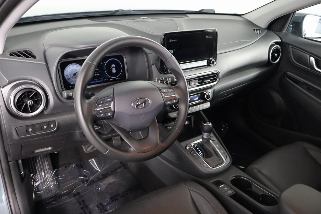 Used 2022 Cactus Hyundai Limited image 7