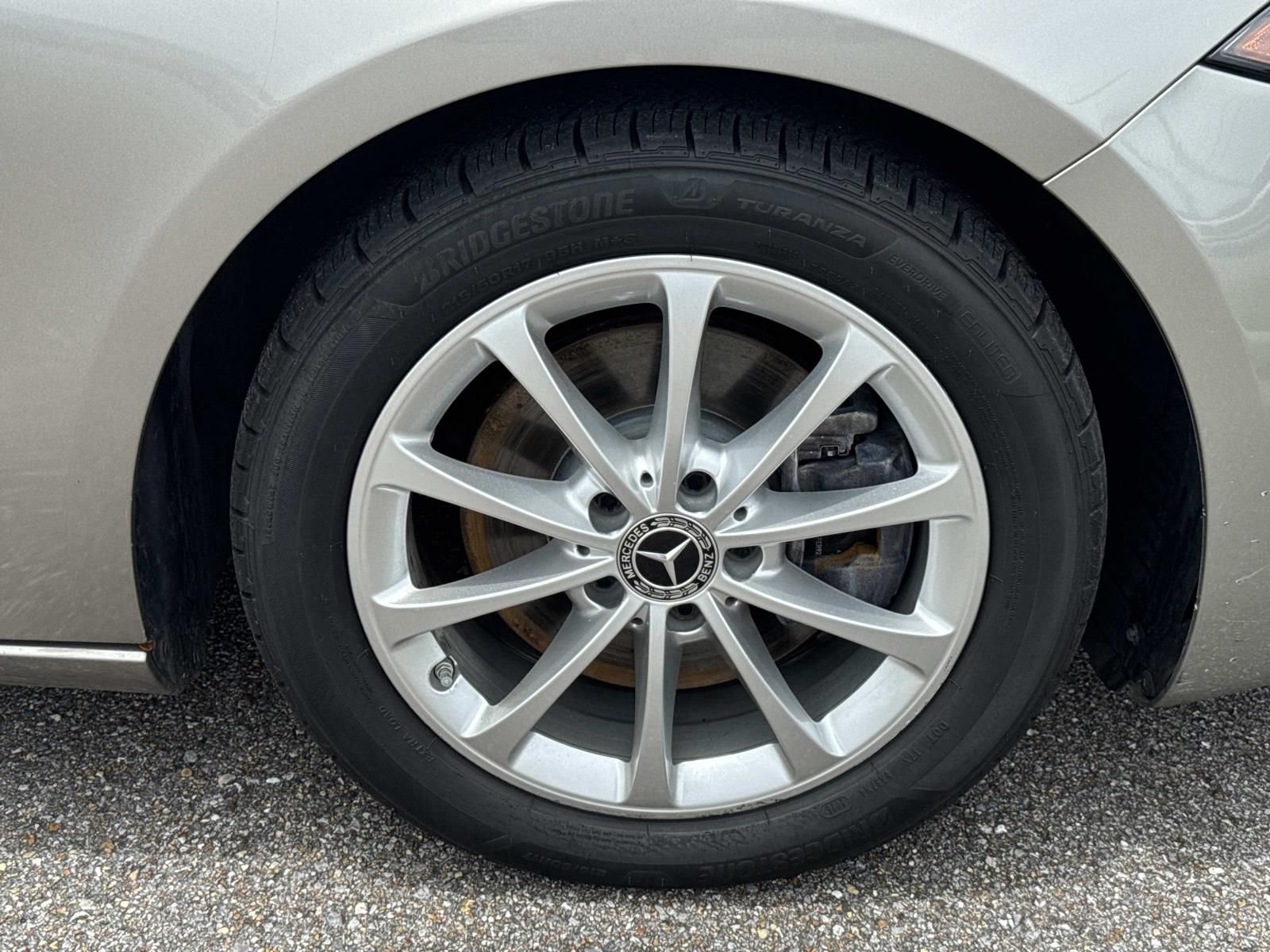 Used 2020 Silver Mercedes-Benz A 220 image 4