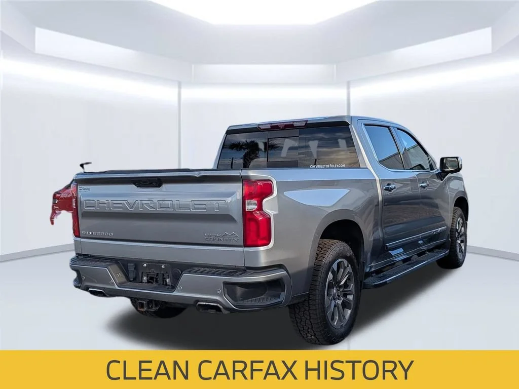 Used 2023 STERLING GRAY METALLIC Chevrolet High Country image 3