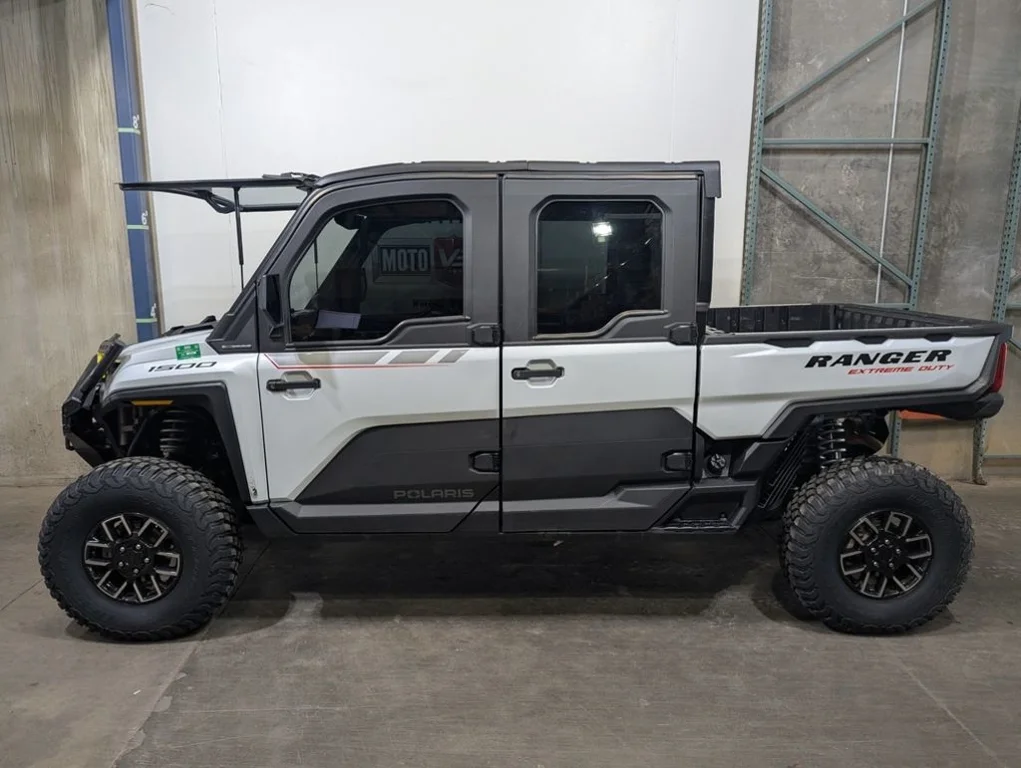 Used 2025 WHITE Polaris Ultimate image 1