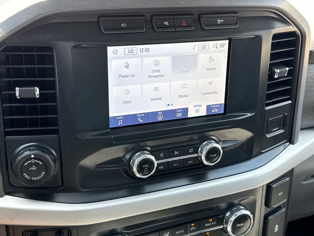 Used 2022 White Ford XLT image 23