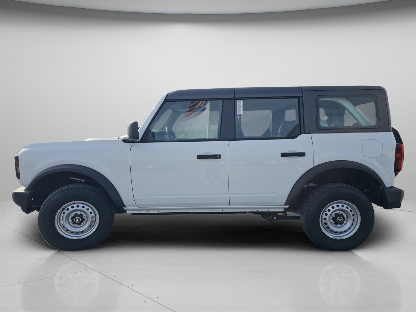 2025 Ford Bronco 4-Door Base - Photo 20