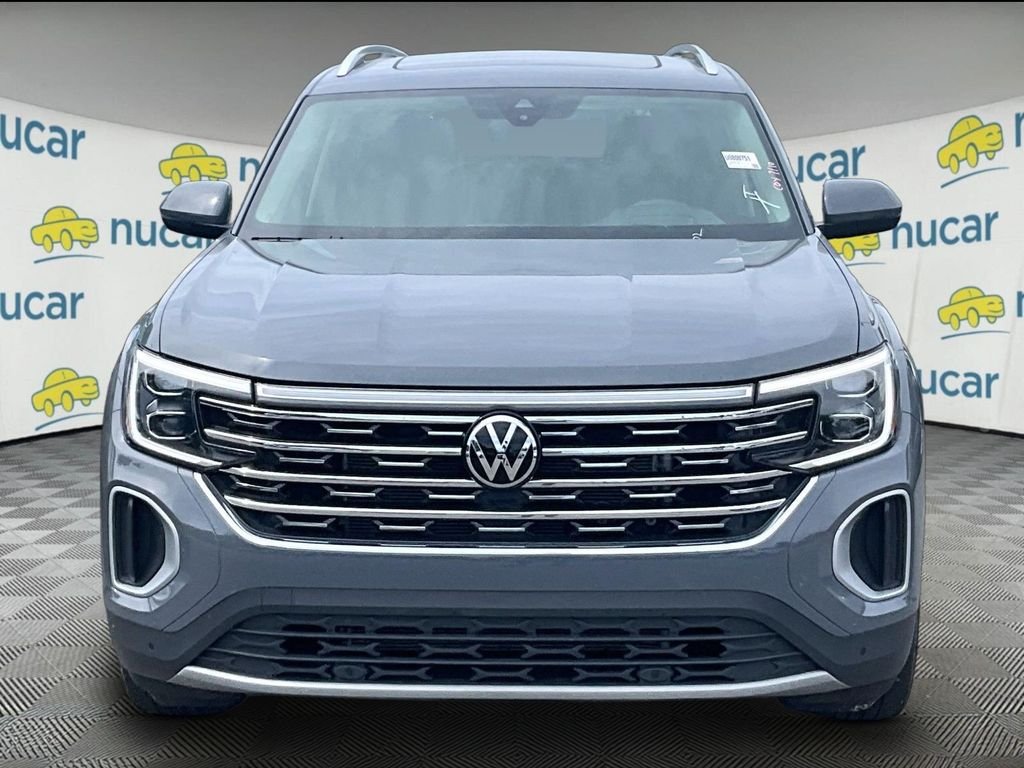 Used 2025 Gray Volkswagen 2.0T SEL image 2