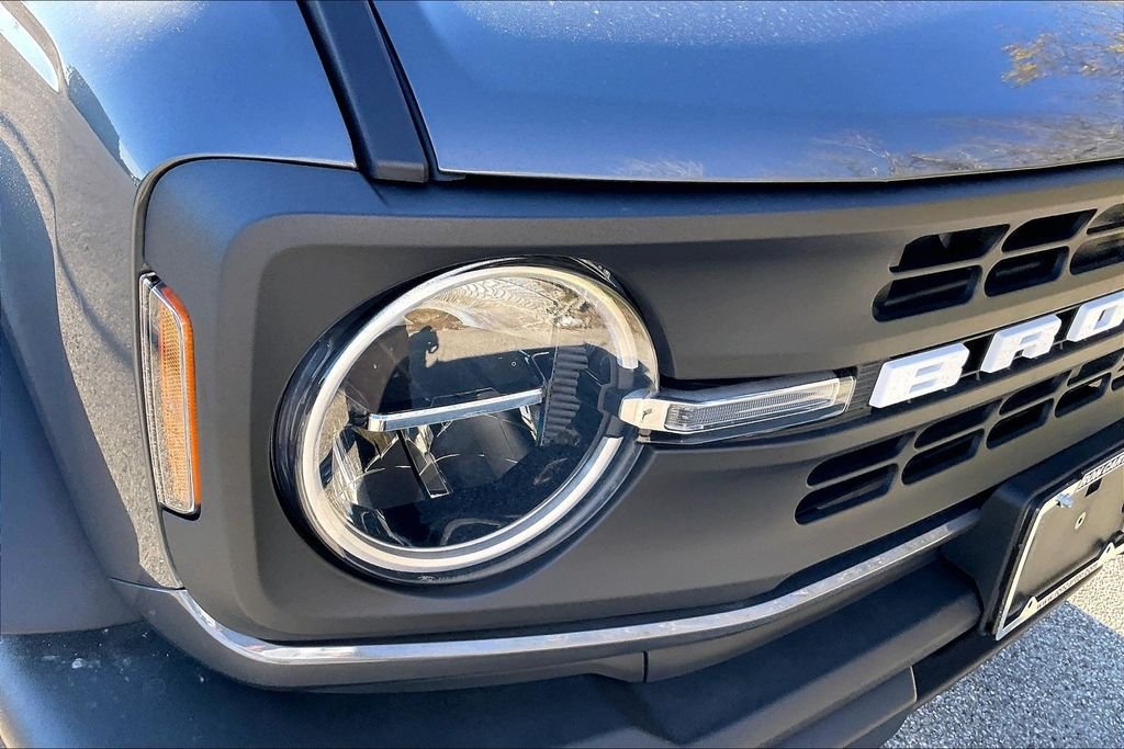 New 2025 Ford Bronco Base 4D Sport Utility