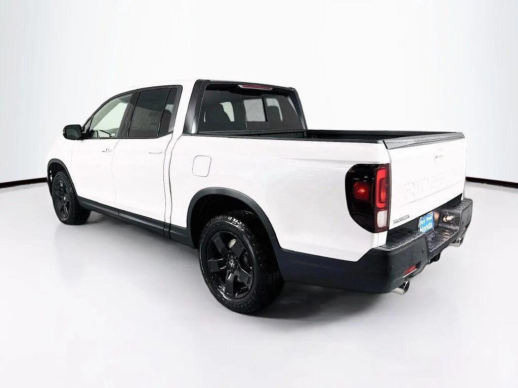 New 2026 Platinum White Pearl Honda Black Edition image 5