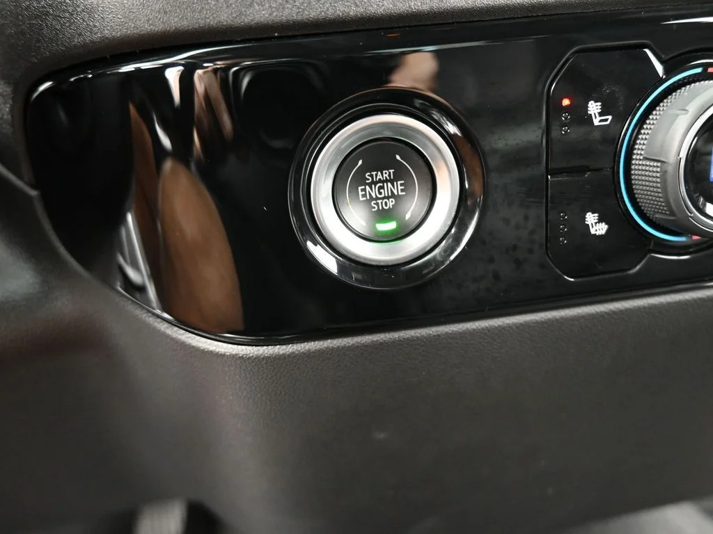 Used 2023 Summit White Chevrolet RST image 27