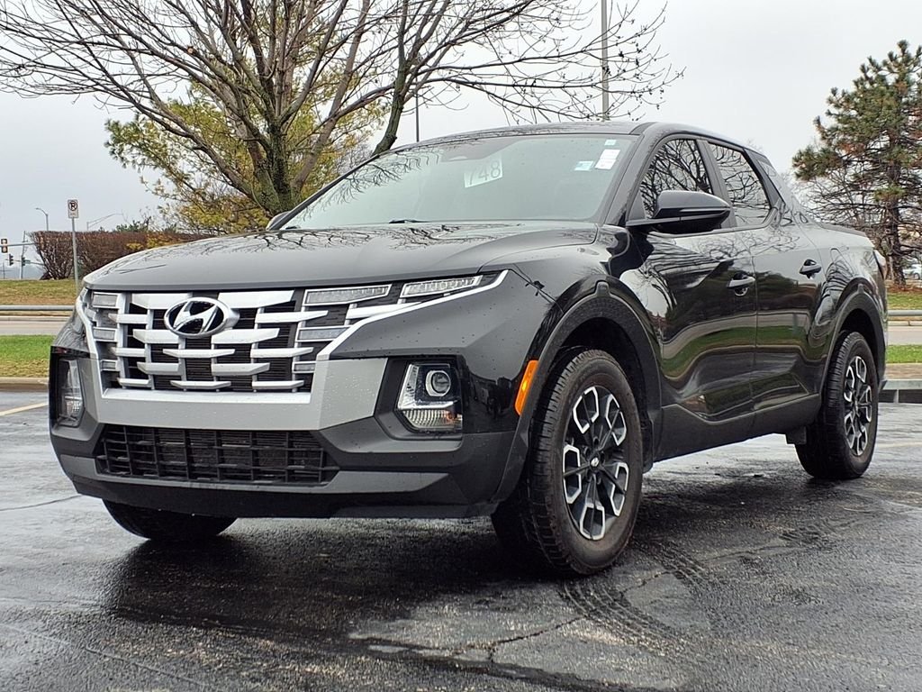 Used 2023 Hyundai Santa Cruz SEL with VIN 5NTJBDAE4PH055842 for sale in Kansas City