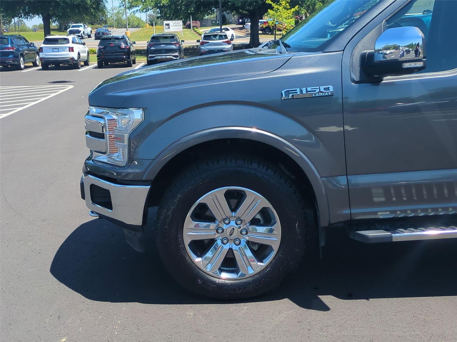 Used 2019 Abyss Gray Metallic Ford LARIAT image 22