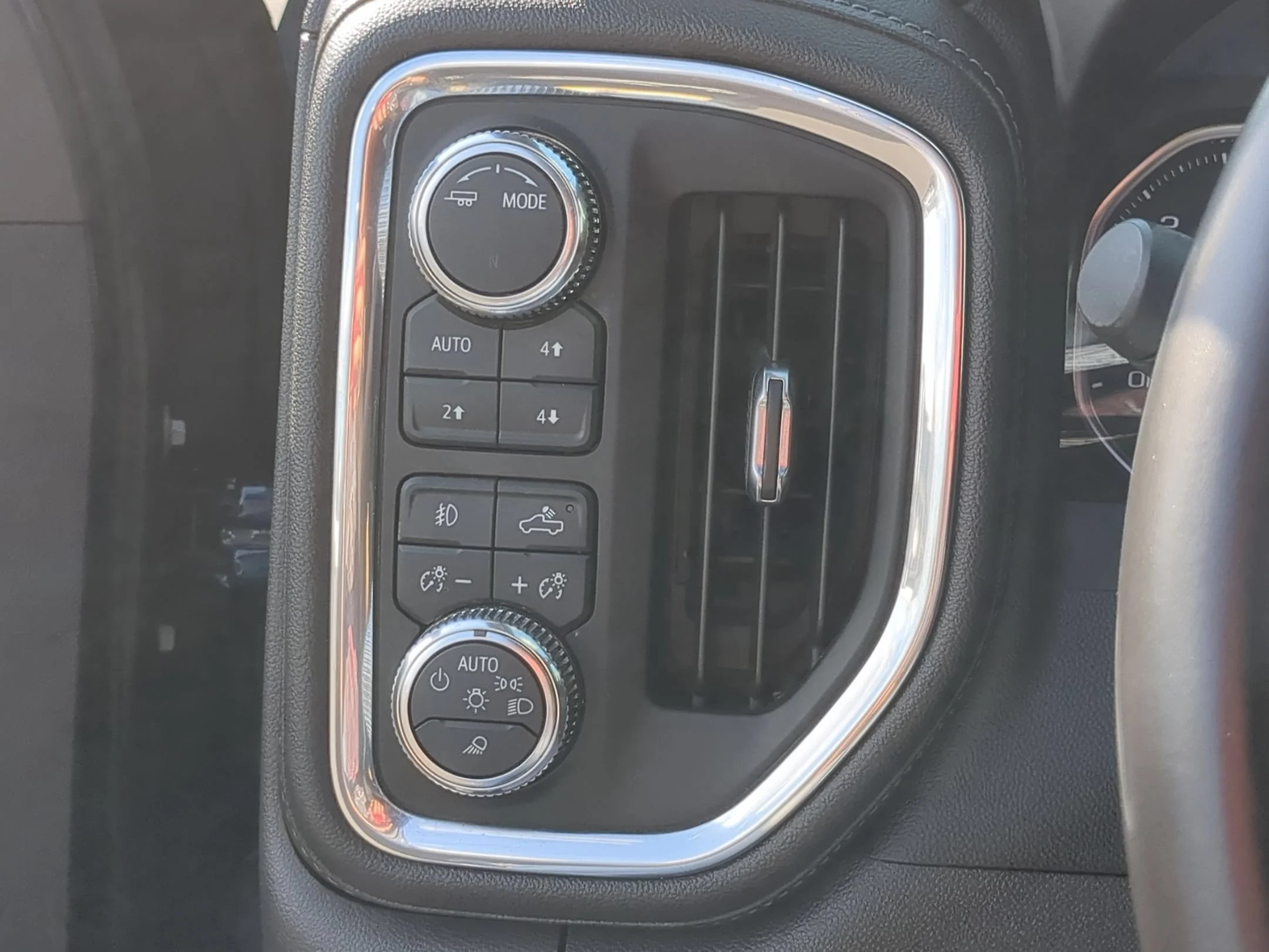 Used 2021 Pacific Blue Metallic GMC SLT image 16