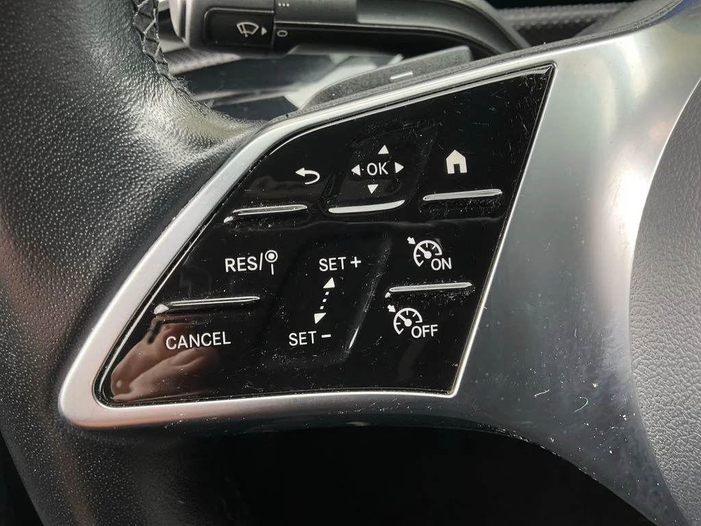 Used 2025 Blue Mercedes-Benz CLA 250 image 33