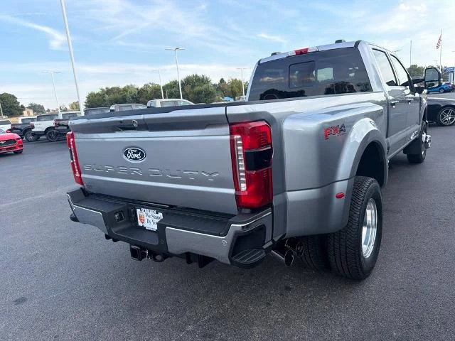 New 2027 Iconic Silver Metallic Ford F-350® Lariat® image 36