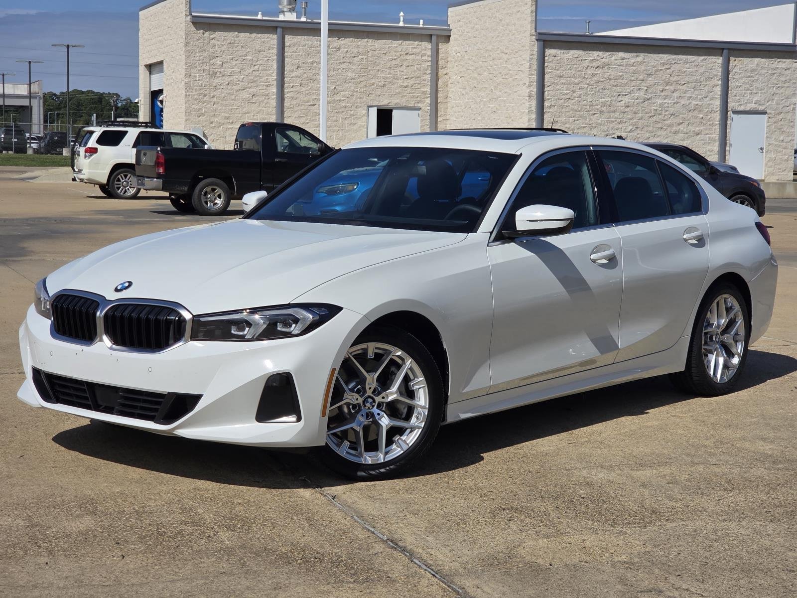 Used 2025 BLACK BMW 330i image 1