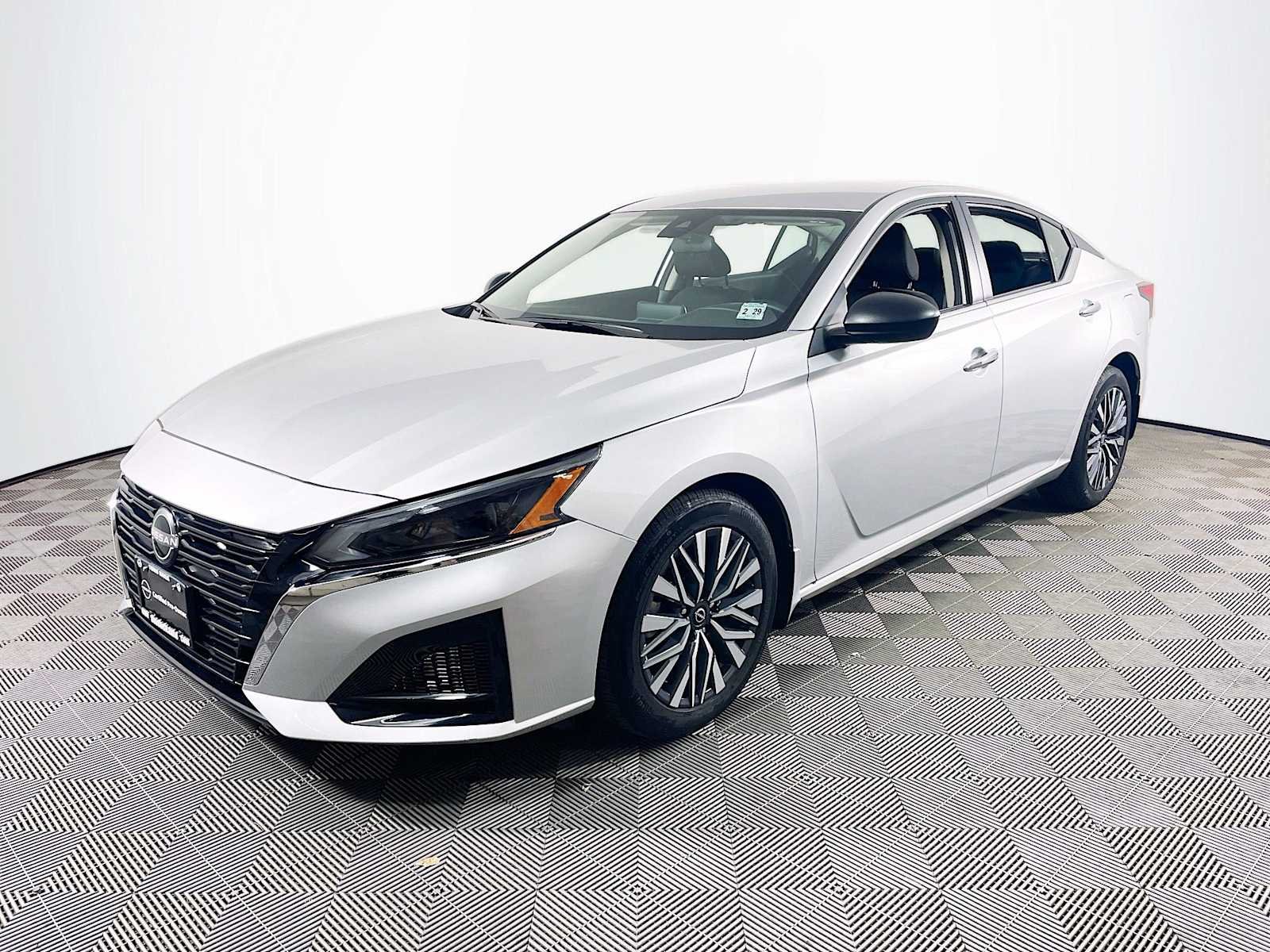 2024 Nissan Altima SV