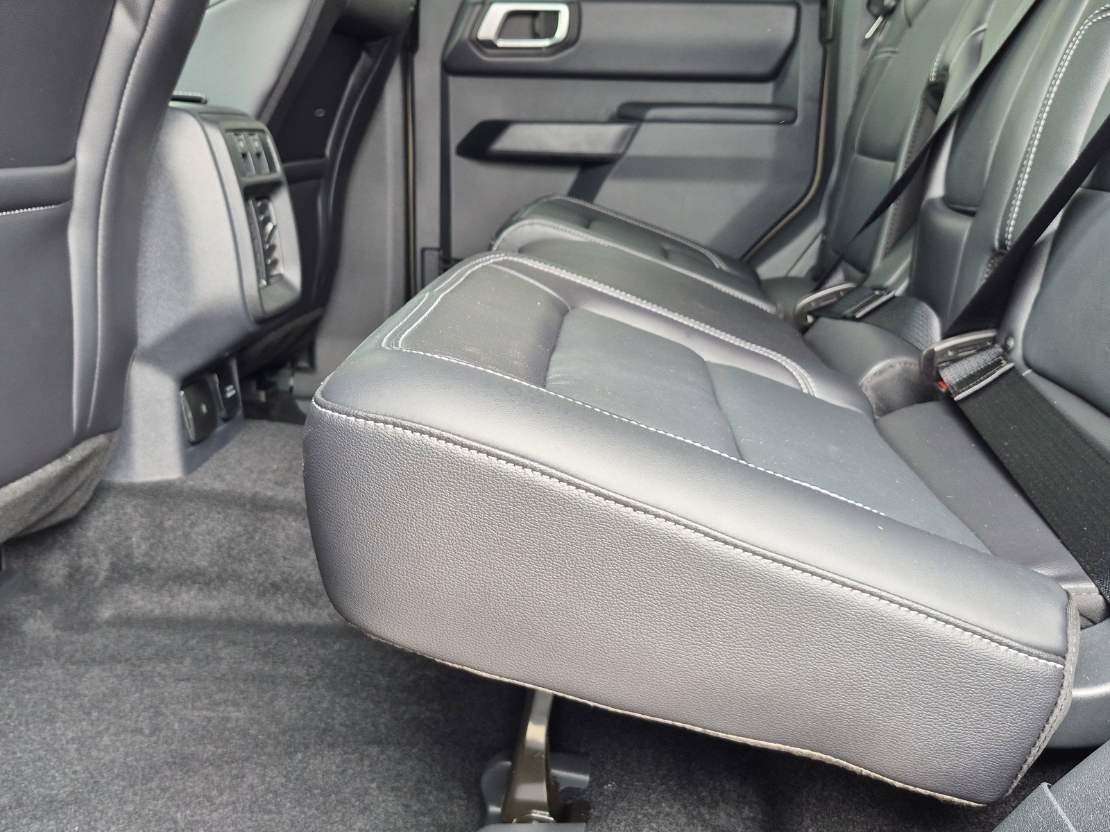 New 2025 Marsh Gray Ford Outer Banks® image 12